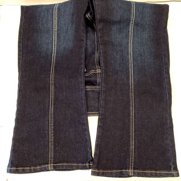 BRAND NEW FashionNova Juniors Jeans Size 11 - Picture 6 of 6